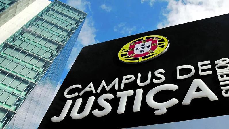 Entre os 16 arguidos, oito são sociedades