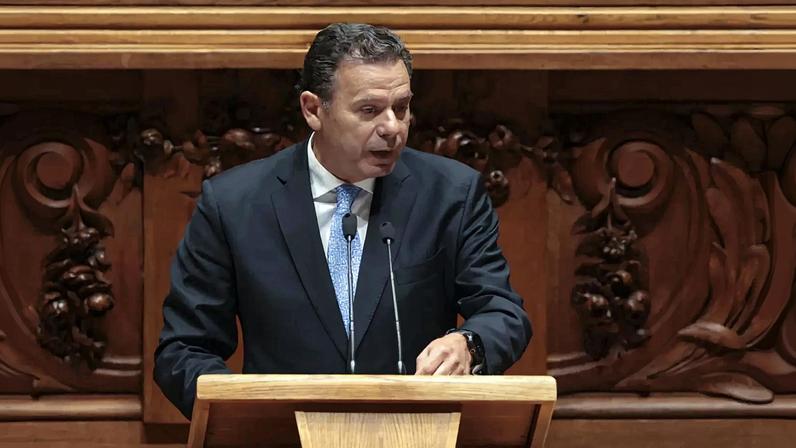 Luís Montenegro, primeiro-ministro