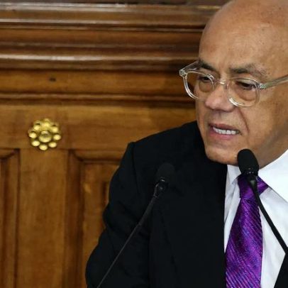Líder do parlamento da Venezuela promete apresentar amnistia em breve