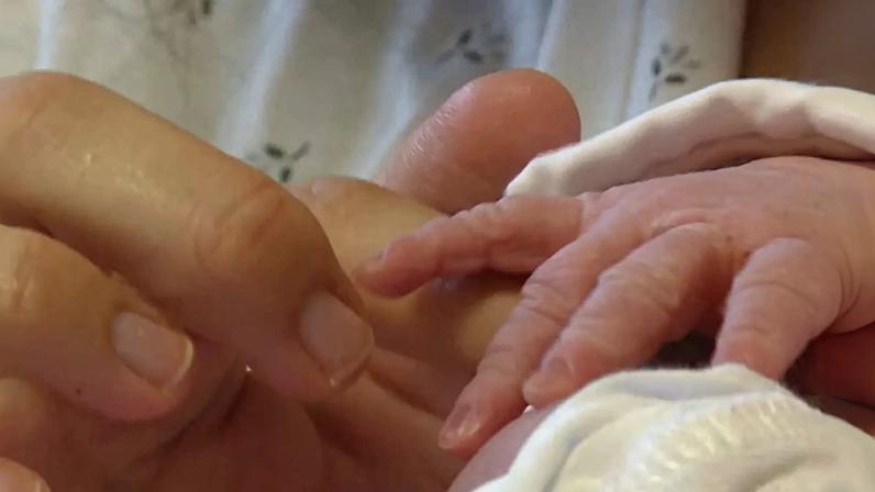 Além das três mortes, França registou ainda 14 bebés que foram hospitalizados