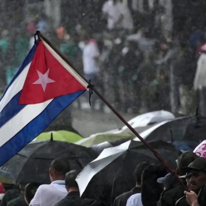 Marinha mexicana entrega mais de 800 toneladas de ajuda a Cuba