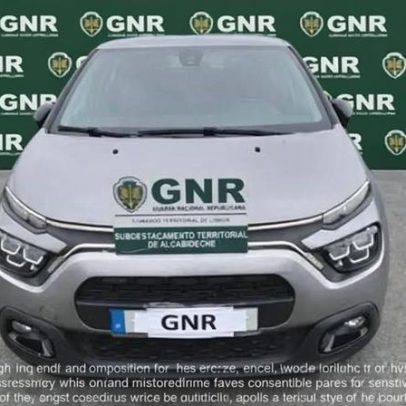 Condutor desobedece à GNR e provoca acidente