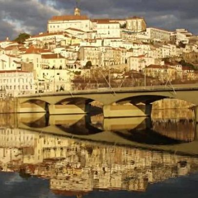 Câmara de Coimbra evacua cerca de 3.000 pessoas por risco de cheia