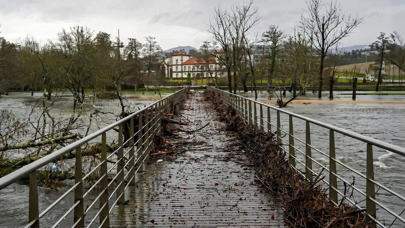 Cheias e mau tempo em Portugal