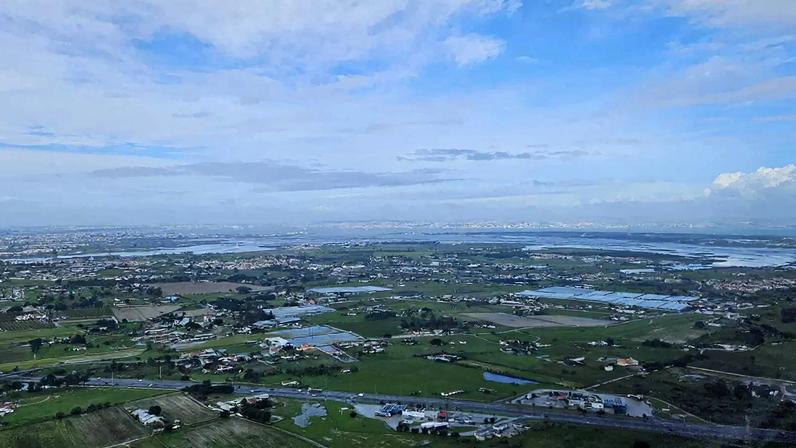 Força Aérea realizou esta quarta-feira um sobrevoo de reconhecimento da zona envolvente ao Rio Vouga, entre a Ria de Aveiro e a barragem de Ermida