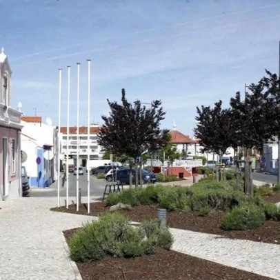 Grândola evacua casas e corta estradas sem ativação do plano de emergência