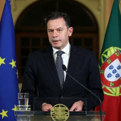 Primeiro-ministro cancela participação em retiro de líderes da UE na quinta-feira