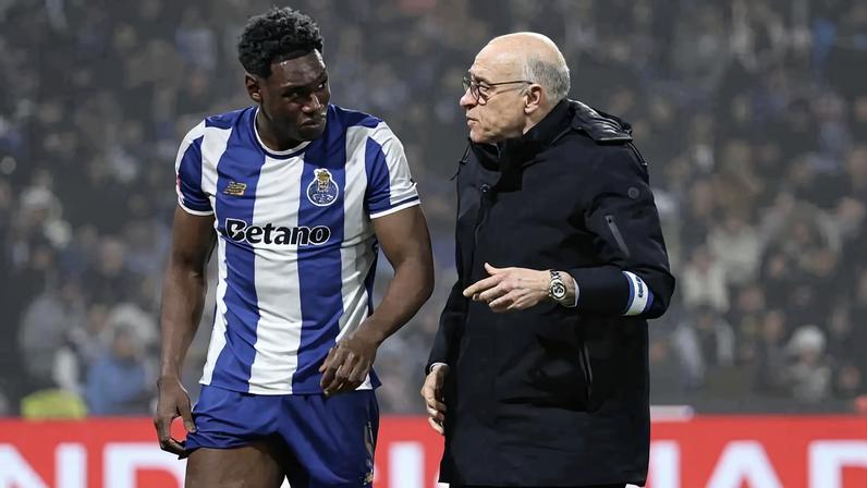 Samu lesionou-se no clássico