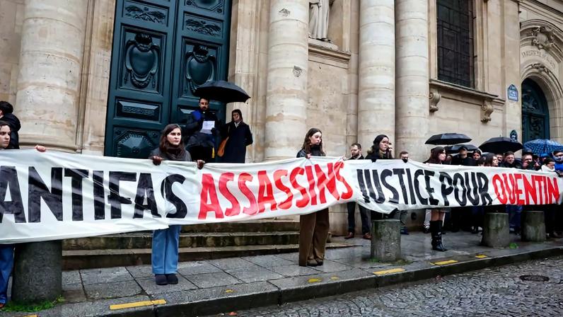 Protesto contra a morte de Quentin em Paris