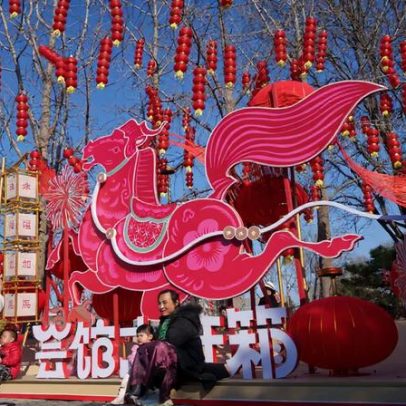 Explosão em loja de fogo de artifício na China mata pelo menos 12