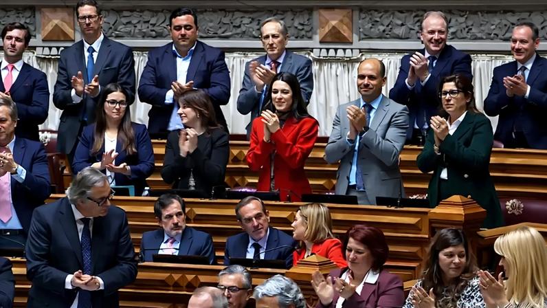 Três deputados ameaçam deixar o PSD e tornar-se independentes