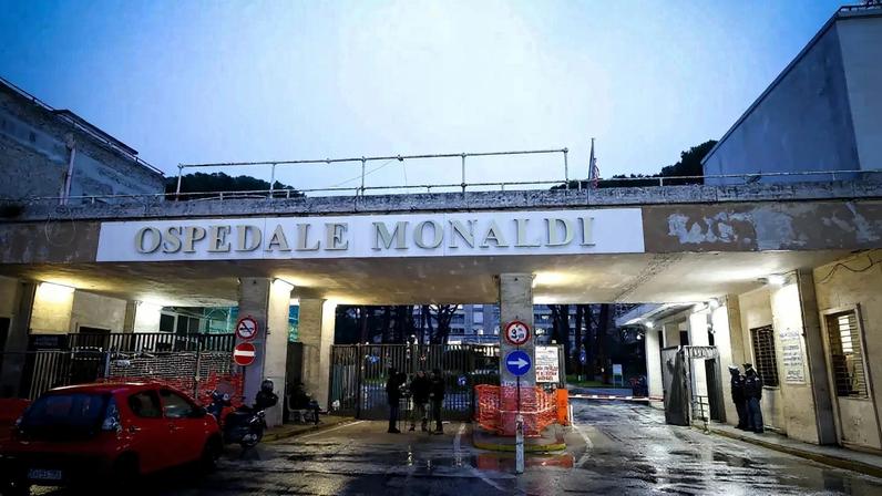 Criança estava internada no hospital Monaldi, em Nápoles, Itália