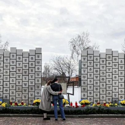 Lágrimas ainda em Bucha após os acontecimentos