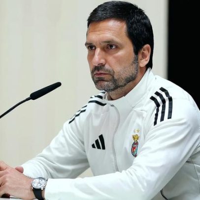 João Tralhão assume conferência de imprensa do Benfica