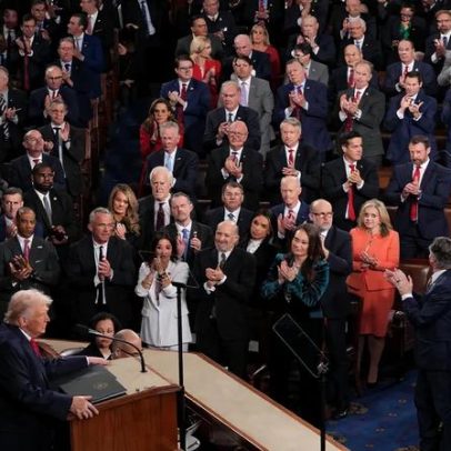 Governadora da Virgínia rejeita alegações de Trump sobre prosperidade