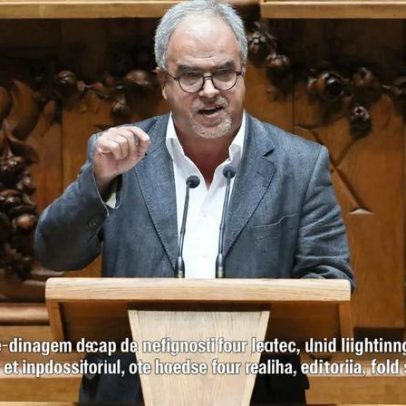 Líder do BE afirma que Montenegro não derrubará a ministra dos patrões