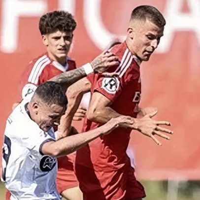 Jovem do Benfica B desperta interesse entre Dinamarca e Cazaquistão