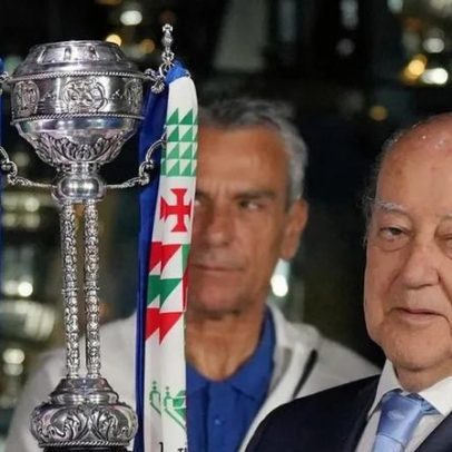 Paulo Teixeira elogia Pinto da Costa: difícil igualar o seu grau de êxitos