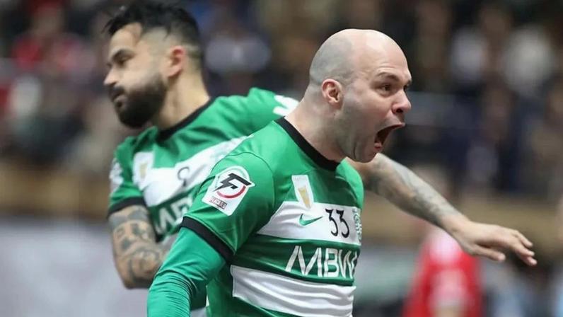 Taynan com muito azar