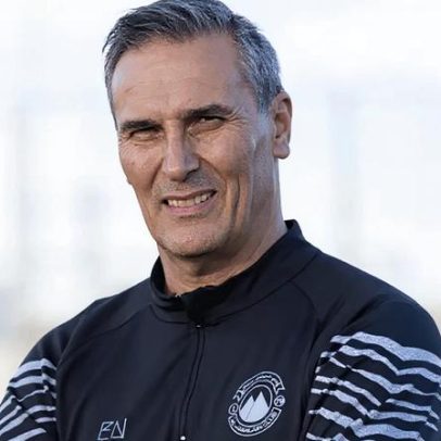 Al Ittihad de João Mota vence em dia difícil nos Emirados Árabes Unidos