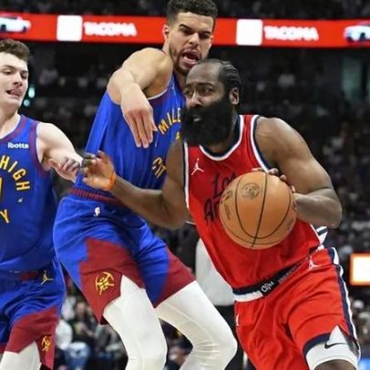 James Harden troca de clube e ruma a Cleveland