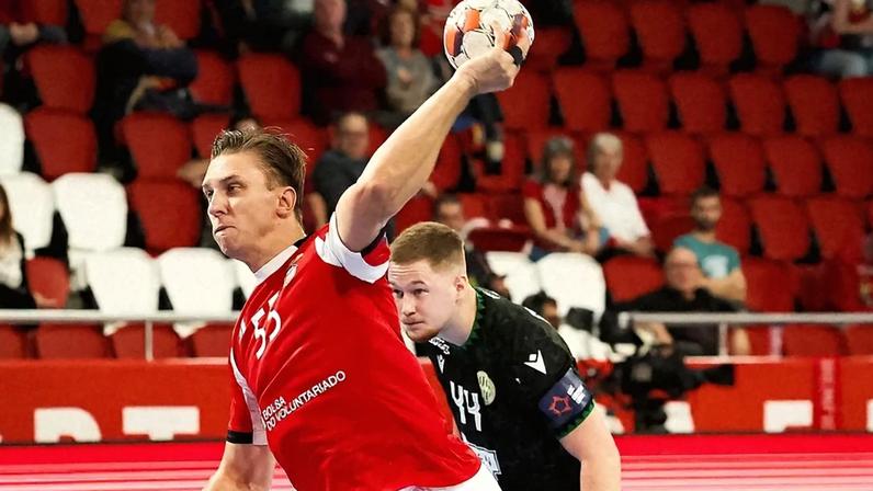 Benfica triunfa no campeonato