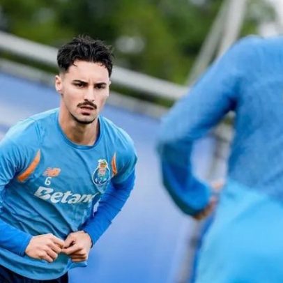FC Porto oficializa empréstimo de Eustáquio com detalhes do acordo