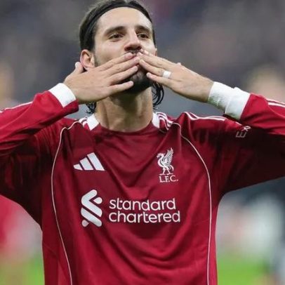 Liverpool regista receitas de 801 milhões de euros
