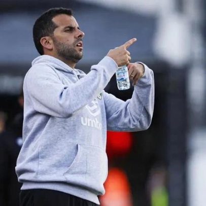 Sete reforços do Estrela espreitam a estreia