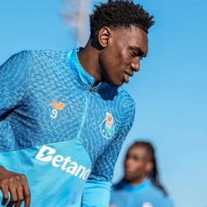 FC Porto faz ponto de situação sobre lesões e chama quatro jovens da B ao treino