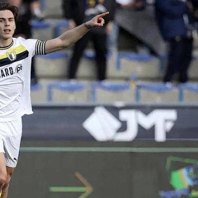 Gustavo Sá no Al Ittihad aproxima encaixe de inverno do Famalicão a 50 M€