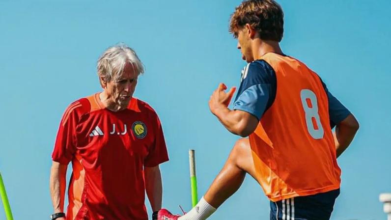 João Félix juntou-se ao Al Nassr de Cristiano Ronaldo e Jorge Jesus, tornando-se figura da equipa saudita