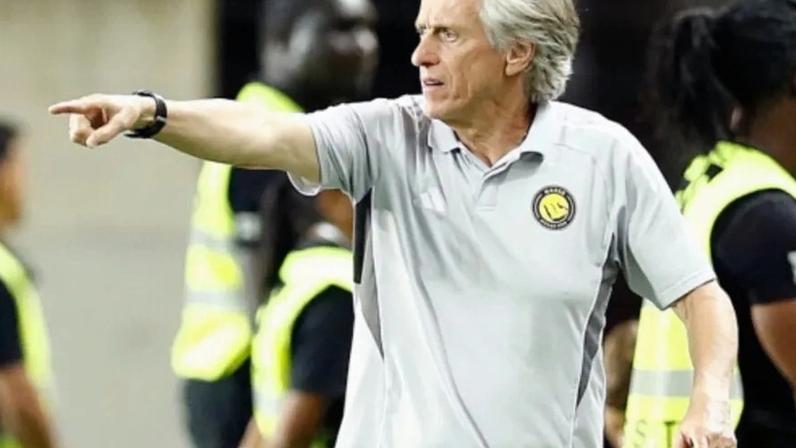 Jorge Jesus prevê um jogo difícil diante do Al Hazem