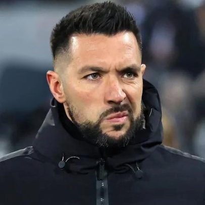 Francesco Farioli enfrenta derrota do Casa Pia e consequências