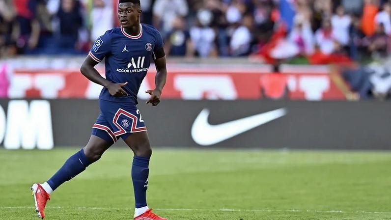 Nuno Mendes vai na quinta época ao serviço do PSG