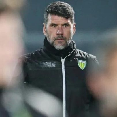 O sintético continua a condicionar a preparação do Tondela