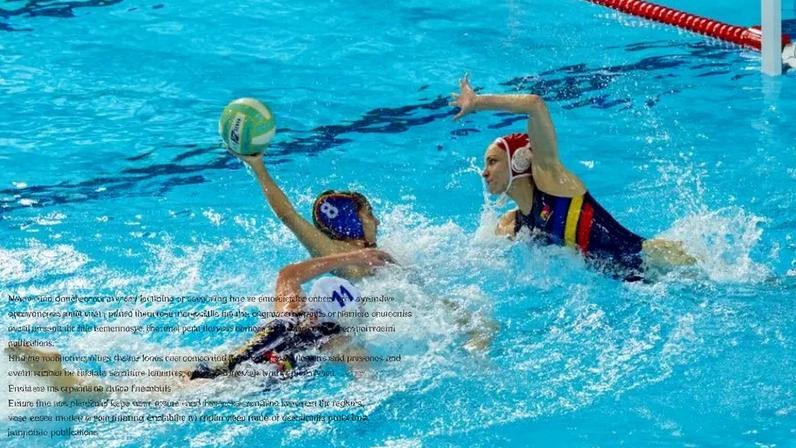 Duelo em jogo de polo aquático feminino