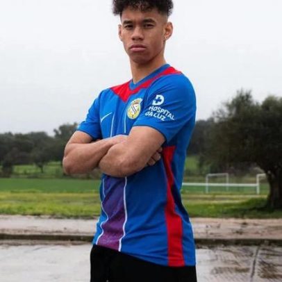 Spencer e Martínez apontam ao onze diante do Santa Clara