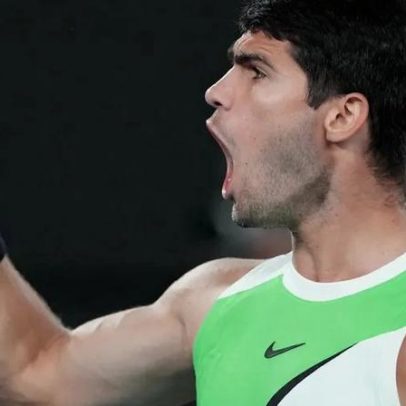 Alcaraz vence Djokovic e conquista o Open da Austrália