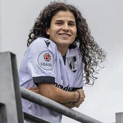 Paula Fernandes reforça a defesa do Vitória de Guimarães