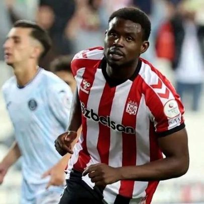 Kimpioka reforça ataque do Tondela