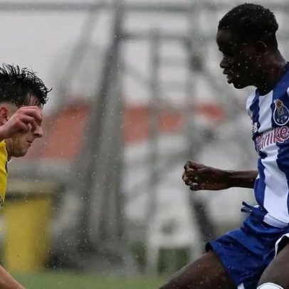 Mamadu Queta abandona o FC Porto B e assina pelo Mafra