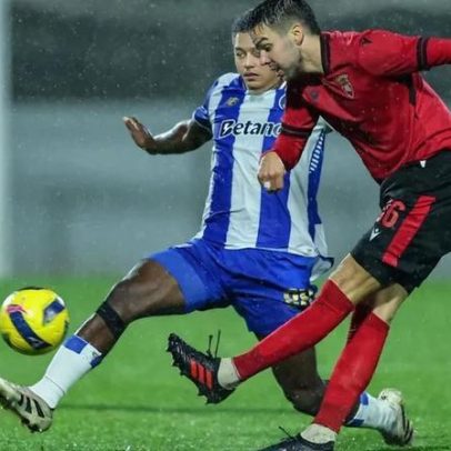 Penafiel rescinde contrato com Dani Molina