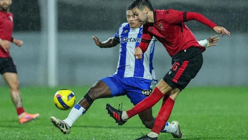 Dani Molina num jogo frente ao FC Porto B