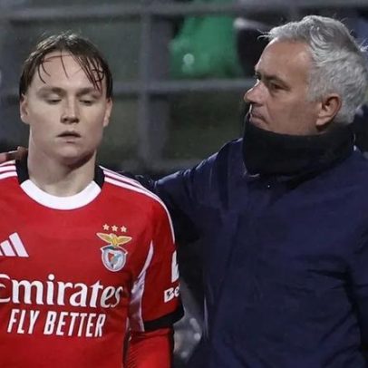 Mourinho impede investida de última hora de Schjelderup