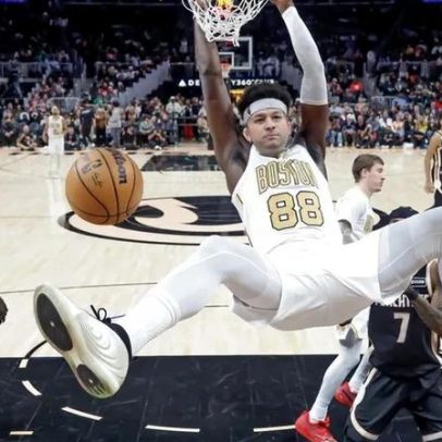 Celtics procuram novo poste enquanto Neemias vê titularidade sob ameaça