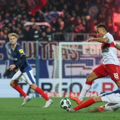 Stuttgart derrota Kiel secundário e avança às meias da Taça da Alemanha