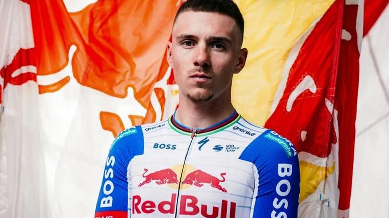 Remco Evenepoel vence o CRI em Valência