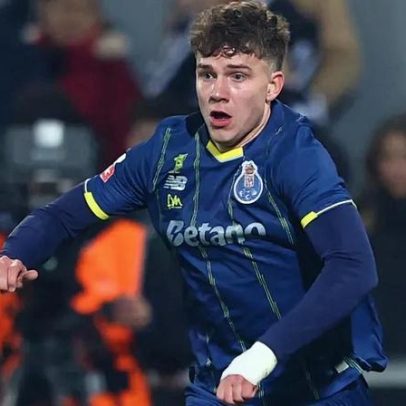 Oskar Pietuszewski fica de fora da lista do FC Porto para a Liga Europa