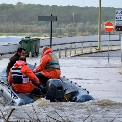 Mau tempo leva a evacuação de parte da baixa de Alcácer do Sal por subida do Sado